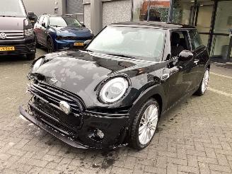 skadebil auto Mini Cooper S 1.5 Chili 2019/1