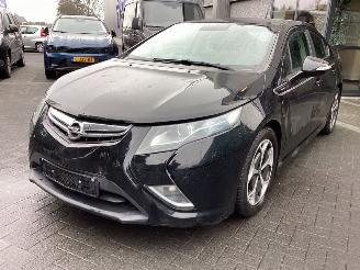 Vrakbiler auto Opel Ampera 1.4 2013/12