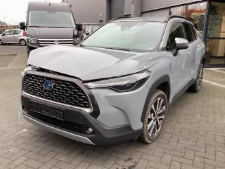 Vrakbiler auto Toyota Corolla Cross Corolla Cross, SUV, 2020 1.8 Hybrid 140 2024/4
