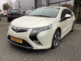 skadebil auto Opel Ampera  2013/12