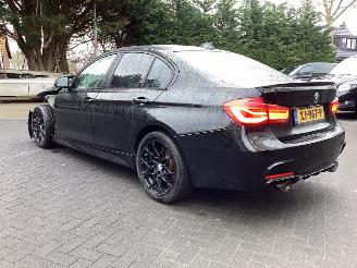 BMW 3-serie 320 I High Executive picture 7