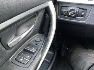 BMW 3-serie 320 I High Executive picture 14