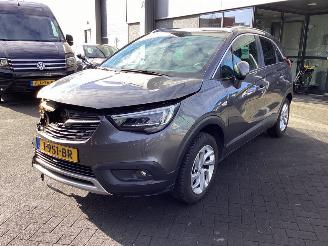 Vaurioauto  passenger cars Opel Crossland 1.2 Turbo Innovation 2020/6