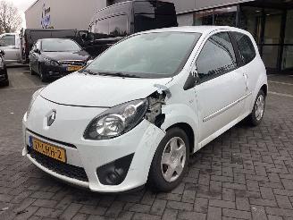 skadebil auto Renault Twingo  2010/5