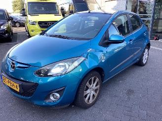 skadebil auto Mazda 2 1.3 TS Plus 2011/1