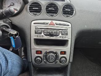 Peugeot 308 1.6 HDIF BLEU LEASE picture 8