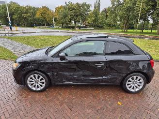 Audi A1 1.2 TSI Ambition PANO picture 5