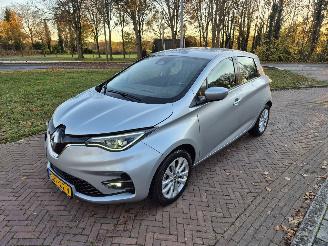 uszkodzony samochody osobowe Renault Zoé Limitee Riviera 52 kWh 2021/11