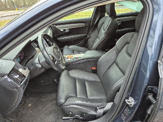 Volvo V-90 2.0 B4 Inscription picture 12