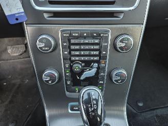 Volvo V-60 2.4 D6 AWD Plug-in-Hybrid Summun picture 21