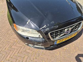 Volvo V-70 2.0T R-EDITION picture 3