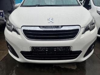 Peugeot 108 108, Hatchback, 2014 1.0 12V 2015/4