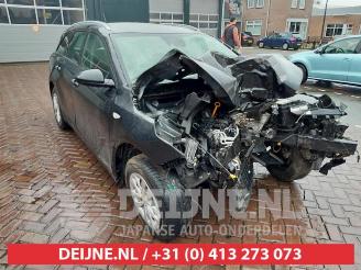 Autoverwertung Kia Cee d Ceed Sportswagon (CDF), Combi 5-drs, 2018 1.4i 16V 2019