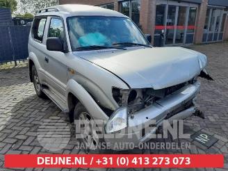 Salvage car Toyota Landcruiser-90 Land Cruiser 90 (J9), Terreinwagen, 1996 / 2002 3.0 D-4D 90 16V 2002/1
