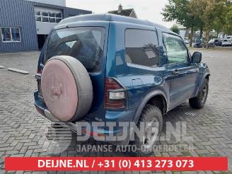 Mitsubishi Pajero Pajero Hardtop (V6/7), Terreinwagen, 2000 / 2006 3.2 DI-D 16V picture 7