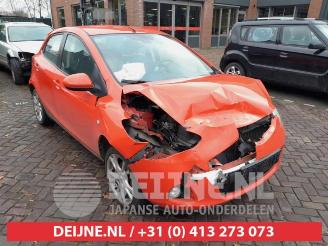 demontáž osobní automobily Mazda 2 2 (DE), Hatchback, 2007 / 2015 1.3 16V S-VT High Power 2008/8