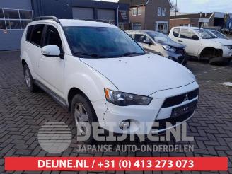 Salvage car Mitsubishi Outlander Outlander (CW), SUV, 2006 / 2012 2.0 16V 4x2 2010/9