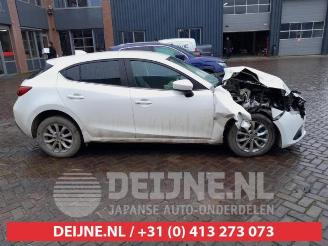 Mazda 3 3 (BM/BN), Hatchback, 2013 / 2019 2.0 SkyActiv-G 16V picture 8