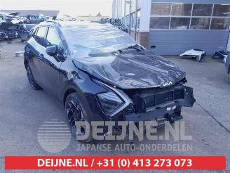 demontáž osobní automobily Kia Sportage Sportage (NQ5), Terreinwagen, 2021 1.6 T-GDi Hybrid 16V AWD 2022/10