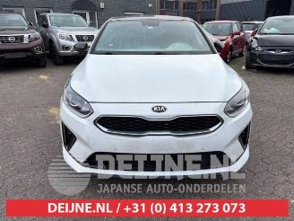 Kia Pro cee d Proceed (CD), Combi 5-drs, 2018 1.4 T-GDI 16V picture 2