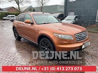 Salvage car Infiniti FX FX (S50), SUV, 2003 / 2008 35 3.5i 24V AWD 2003/10