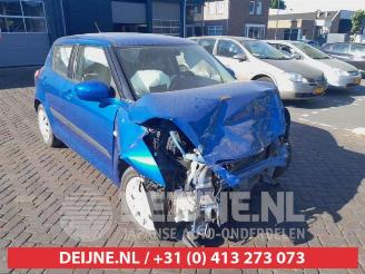 Auto da rottamare Suzuki Swift Swift (ZA/ZC/ZD), Hatchback, 2010 / 2017 1.2 16V 2011/10