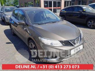 Uttjänta bilar auto Nissan Pulsar Pulsar (C13), Hatchback, 2013 1.2 DIG-T 16V 2015/3