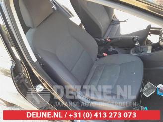 Kia Rio Rio III (UB), Hatchback, 2011 / 2017 1.2 CVVT 16V picture 16