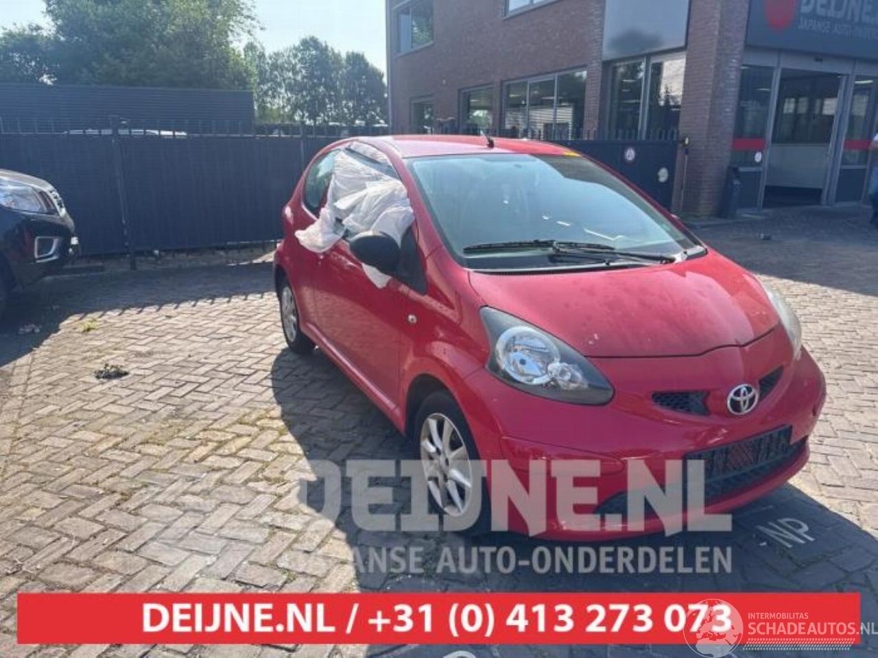 Toyota Aygo Aygo (B10), Hatchback, 2005 / 2014 1.0 12V VVT-i
