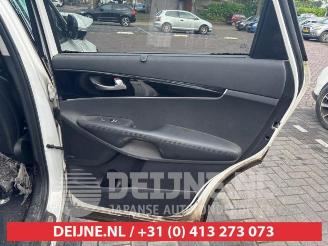 Kia Sorento Sorento III (UM), SUV, 2015 / 2020 2.2 CRDi 16V VGT 4x4 picture 20