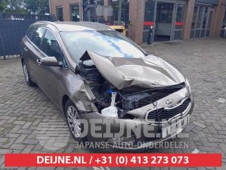 Auto da rottamare Kia Cee d Cee'd Sportswagon (JDC5), Combi, 2012 / 2018 1.6 GDI 16V 2013/4