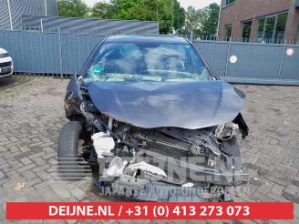 Toyota Yaris Yaris III (P13), Hatchback, 2010 / 2020 1.0 12V VVT-i picture 2