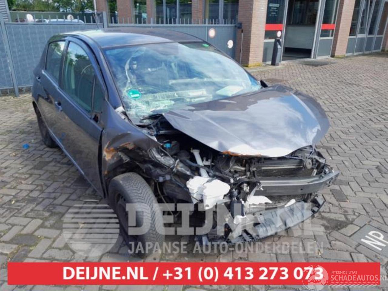 Toyota Yaris Yaris III (P13), Hatchback, 2010 / 2020 1.0 12V VVT-i