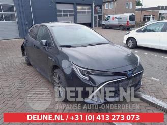 Vrakbiler auto Toyota Corolla Corolla (E21/EA1/EH1), Hatchback 5-drs, 2018 1.8 16V Hybrid 2021