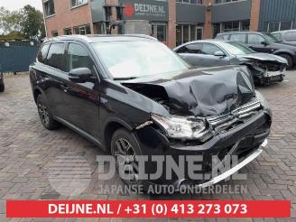 Mitsubishi Outlander Outlander (GF/GG), SUV, 2012 / 2022 2.0 16V PHEV 4x4 picture 1