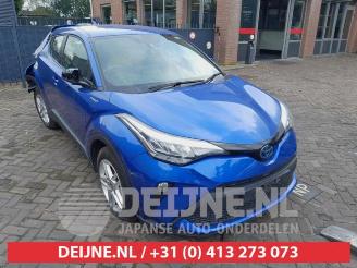  Toyota C-HR C-HR (X1,X5), SUV, 2016 1.8 16V Hybrid 2021/11