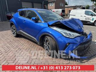 Vrakbiler auto Toyota C-HR C-HR (X1,X5), SUV, 2016 1.8 16V Hybrid 2020/0
