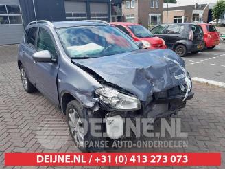 Vrakbiler auto Nissan Qashqai Qashqai (J10), SUV, 2007 / 2014 1.6 16V 2010/8