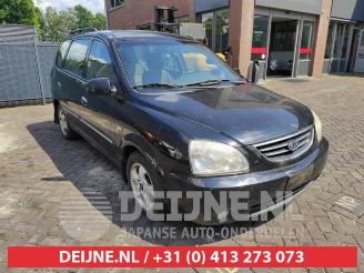Vrakbiler auto Kia Carens Carens I (FC/FJ), MPV, 2000 / 2007 2.0 CRDI 16V 2005/5