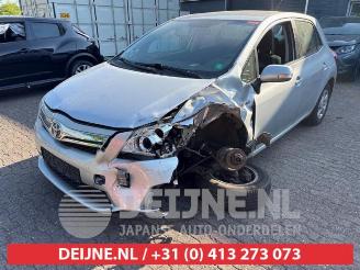 Toyota Auris Auris (E15), Hatchback, 2006 / 2012 1.8 16V HSD Full Hybrid picture 3