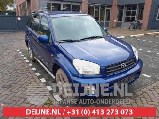 Vrakbiler auto Toyota Rav-4 RAV4 (A2), Terreinwagen, 2000 / 2005 2.0 16V VVT-i 4x4 2003/6
