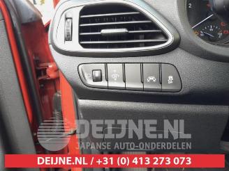 Hyundai I-30 i30 Wagon (PDEF5), Combi, 2017 1.4 T-GDI 16V picture 18