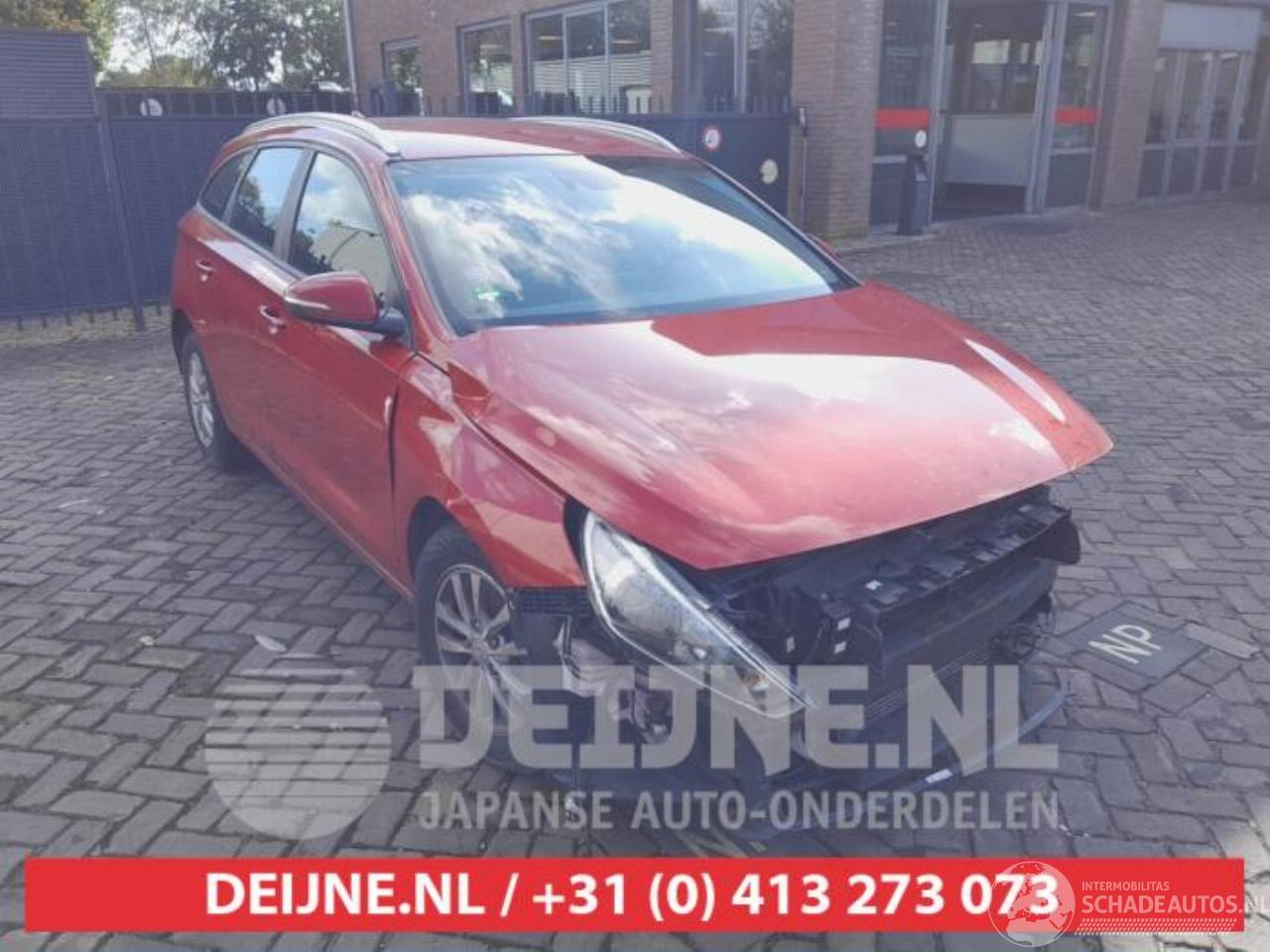 Hyundai I-30 i30 Wagon (PDEF5), Combi, 2017 1.4 T-GDI 16V