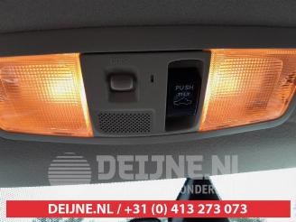 Mitsubishi Outlander Outlander (GF/GG), SUV, 2012 / 2022 2.0 16V PHEV 4x4 picture 14