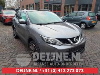 Coche siniestrado Nissan Qashqai Qashqai (J11), SUV, 2013 1.2 DIG-T 16V 2014/3