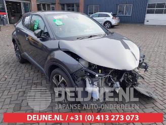 demontáž osobní automobily Toyota C-HR C-HR (X1,X5), SUV, 2016 1.8 16V Hybrid 2023