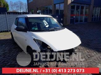 Auto da rottamare Suzuki Swift Swift (ZA/ZC/ZD), Hatchback, 2010 / 2017 1.2 16V 2012