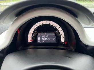 Renault Twingo Z.E. R80 Collection picture 12