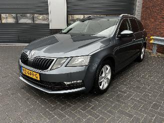 Coche accidentado Skoda Octavia 1.0 TSI STATION NAVI / CRUISE / PDC 2018/3