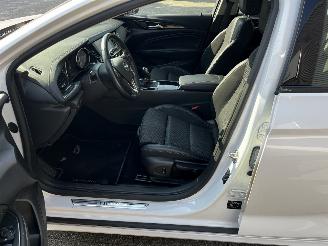 Opel Insignia SPORTS TOURER 1.5 TURBO / PANODAK / OPC LINE / EXPORT PRIJS picture 8